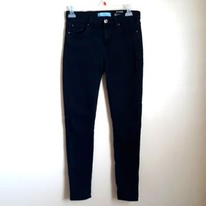 *Final Price* 7 For All Mankind B(Air) The Ankle Skinny Black Jeans